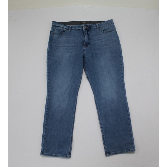 Lee Women Blue Jeans Slim Fit Straight Leg Mid Rise Size 18 Short - Picture 1 of 9